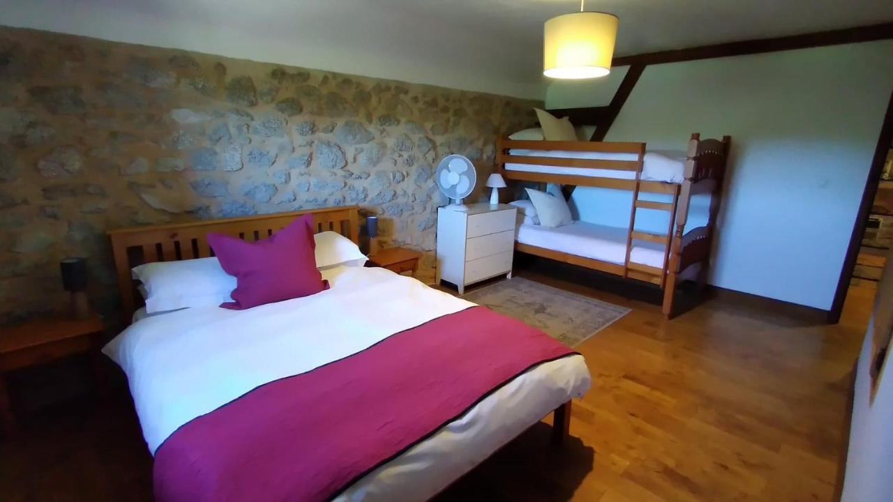 The Railway Cottage - Characterful And Comfortable Holiday Cottage Piégut-Pluviers Esterno foto