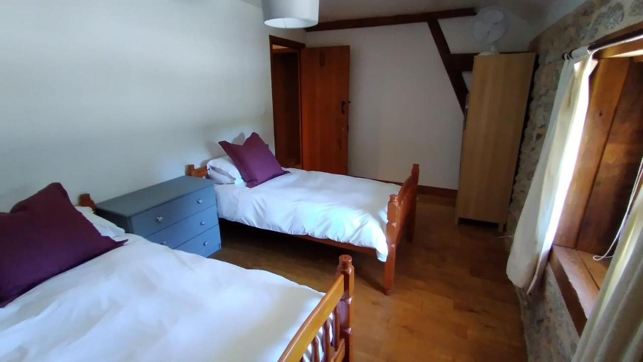 The Railway Cottage - Characterful And Comfortable Holiday Cottage Piégut-Pluviers Esterno foto